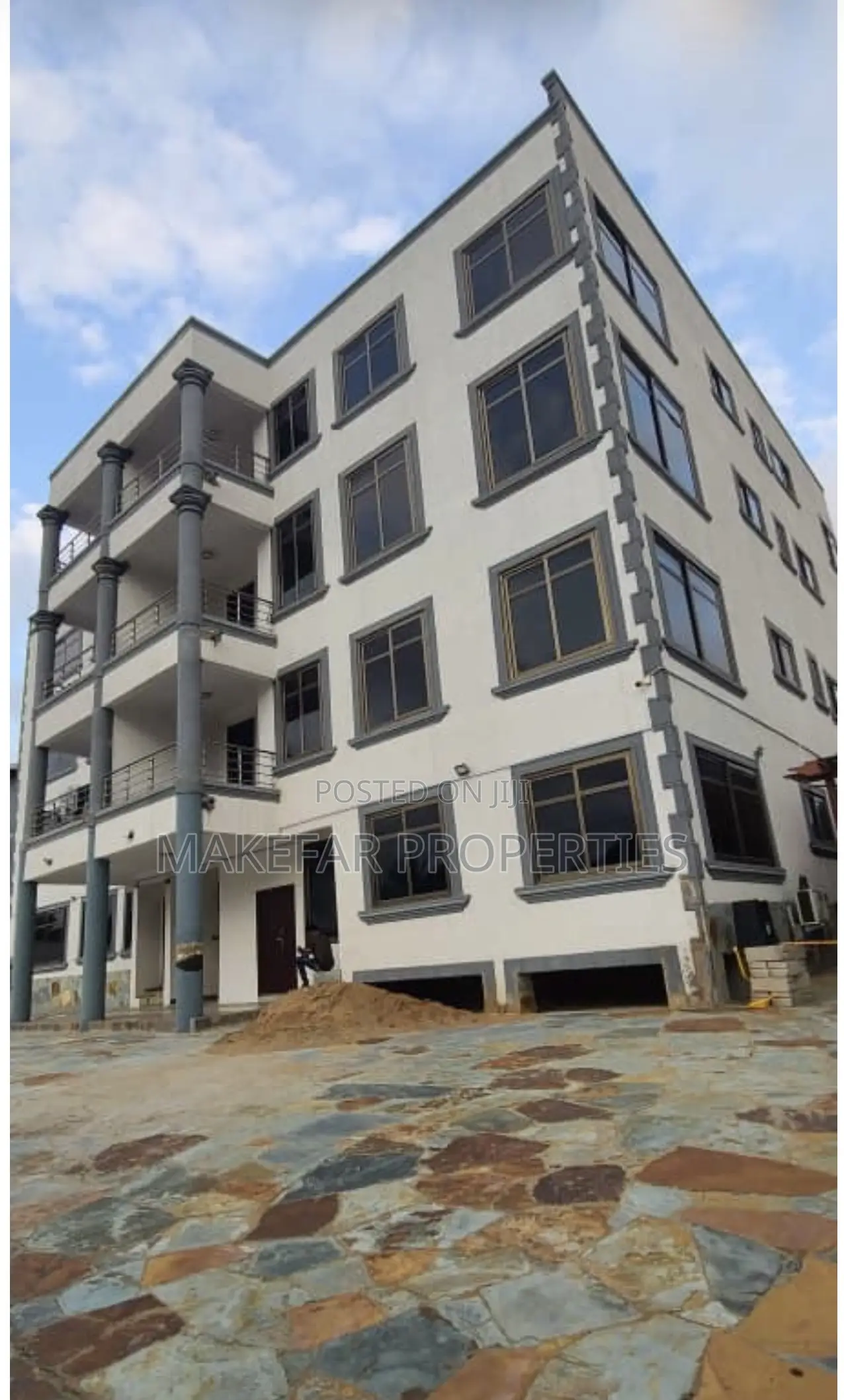 3bdrm Apartment in Adjiriganor for rent