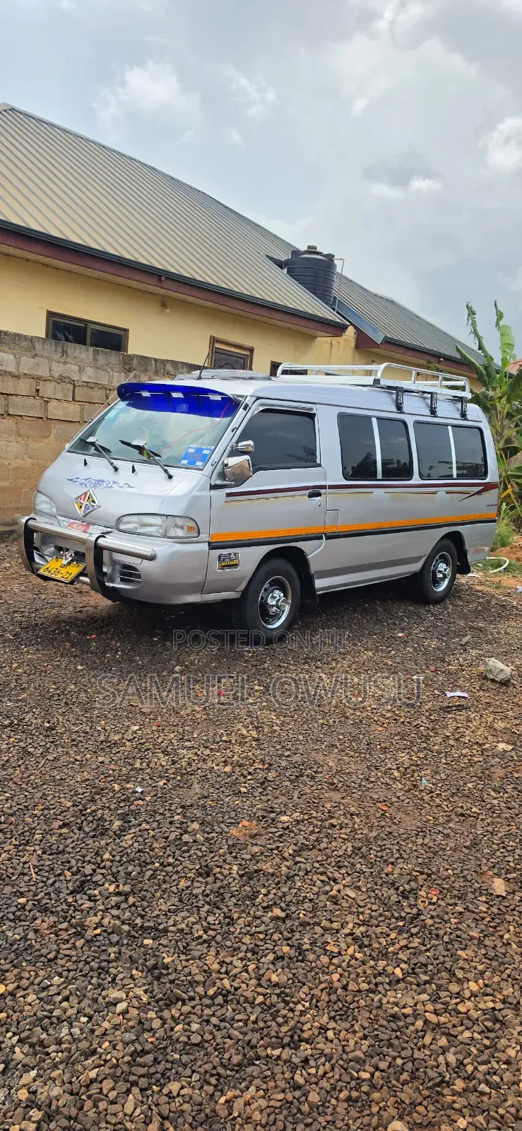 Hyundai H-100 2003 Silver