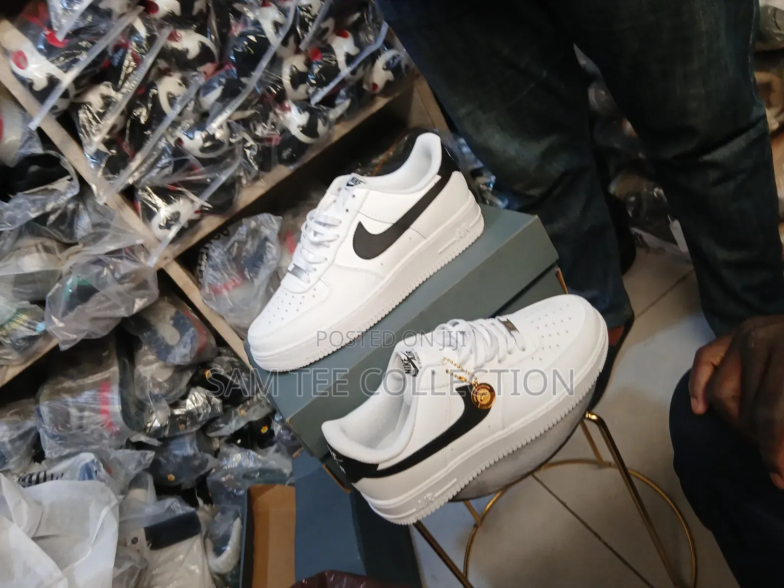 Original Nike Airforce 1. White And Black