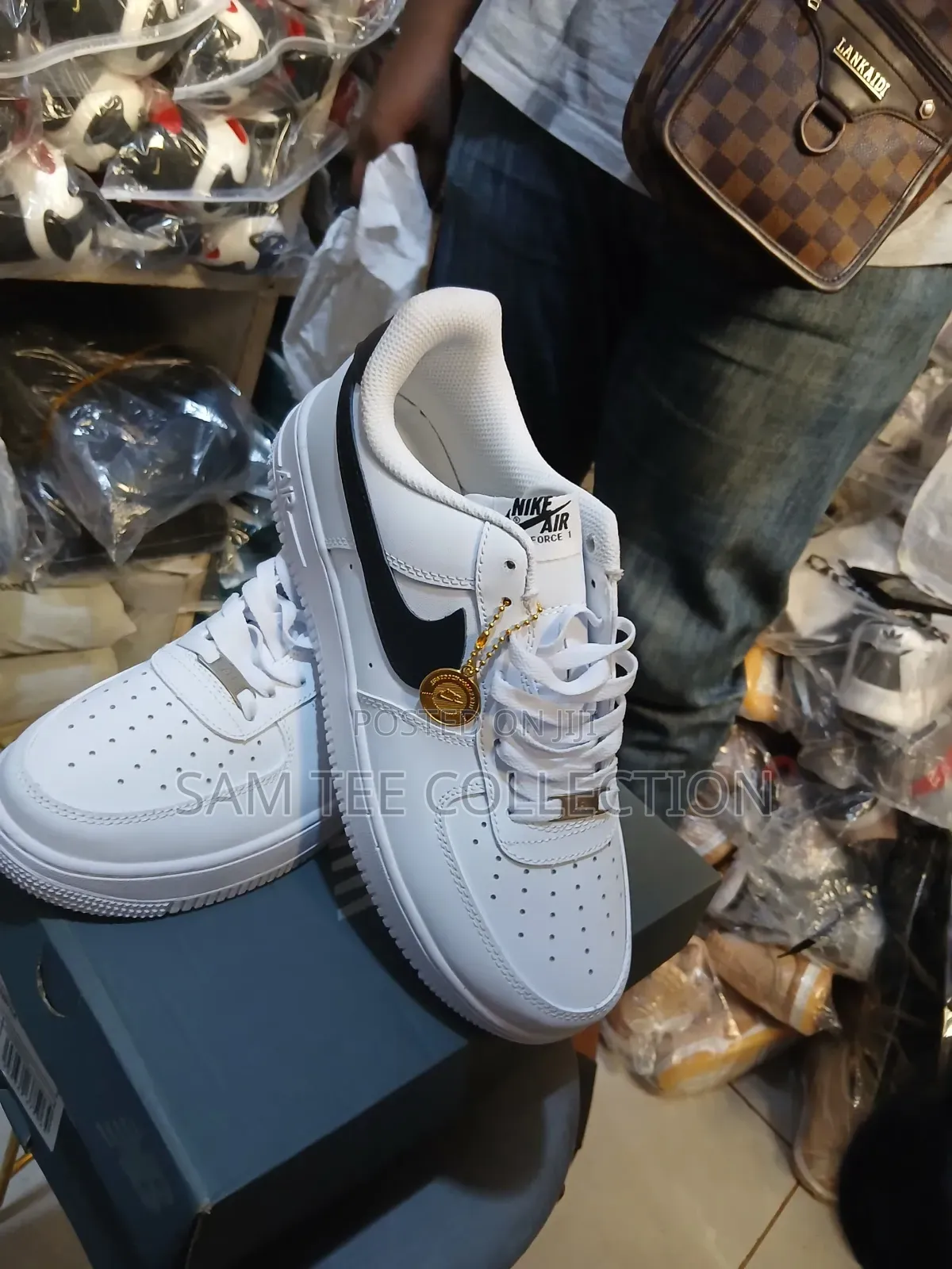Original Nike Airforce 1. White And Black