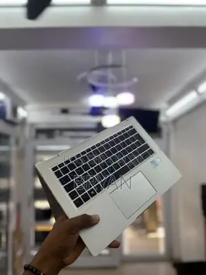 Laptop HP EliteBook x360 1030 G2 8GB Intel Core i5 SSD 256GB