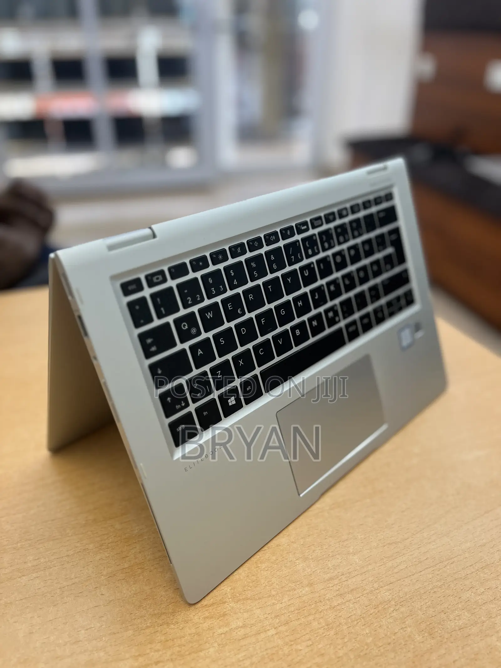 Laptop HP EliteBook x360 1030 G2 8GB Intel Core i5 SSD 256GB