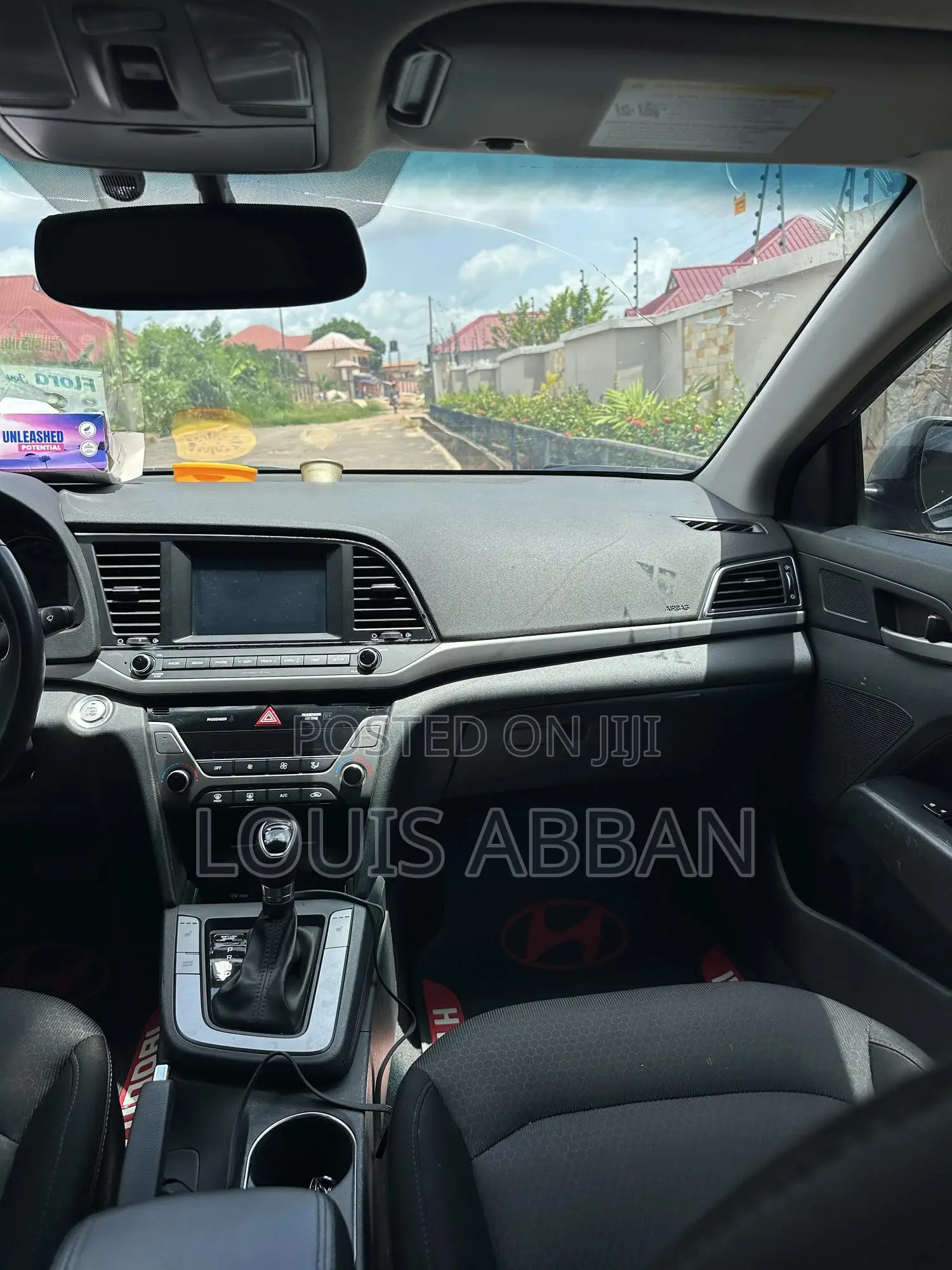 Hyundai Elantra Sport Sedan FWD (1.6L 4cyl 6M) 2017 Silver