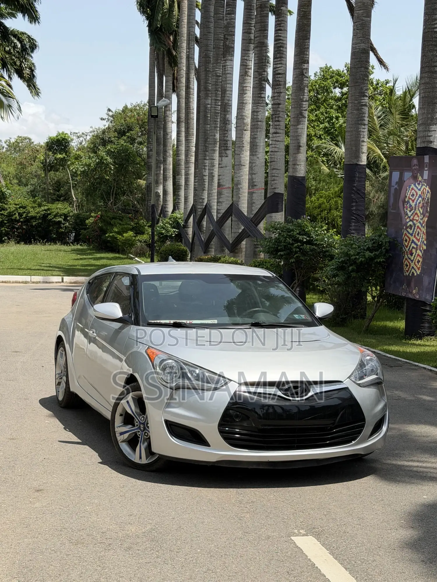 Hyundai Veloster 3dr Hatchback w/Black Interior (1.6L 4cyl 6AM) 2015