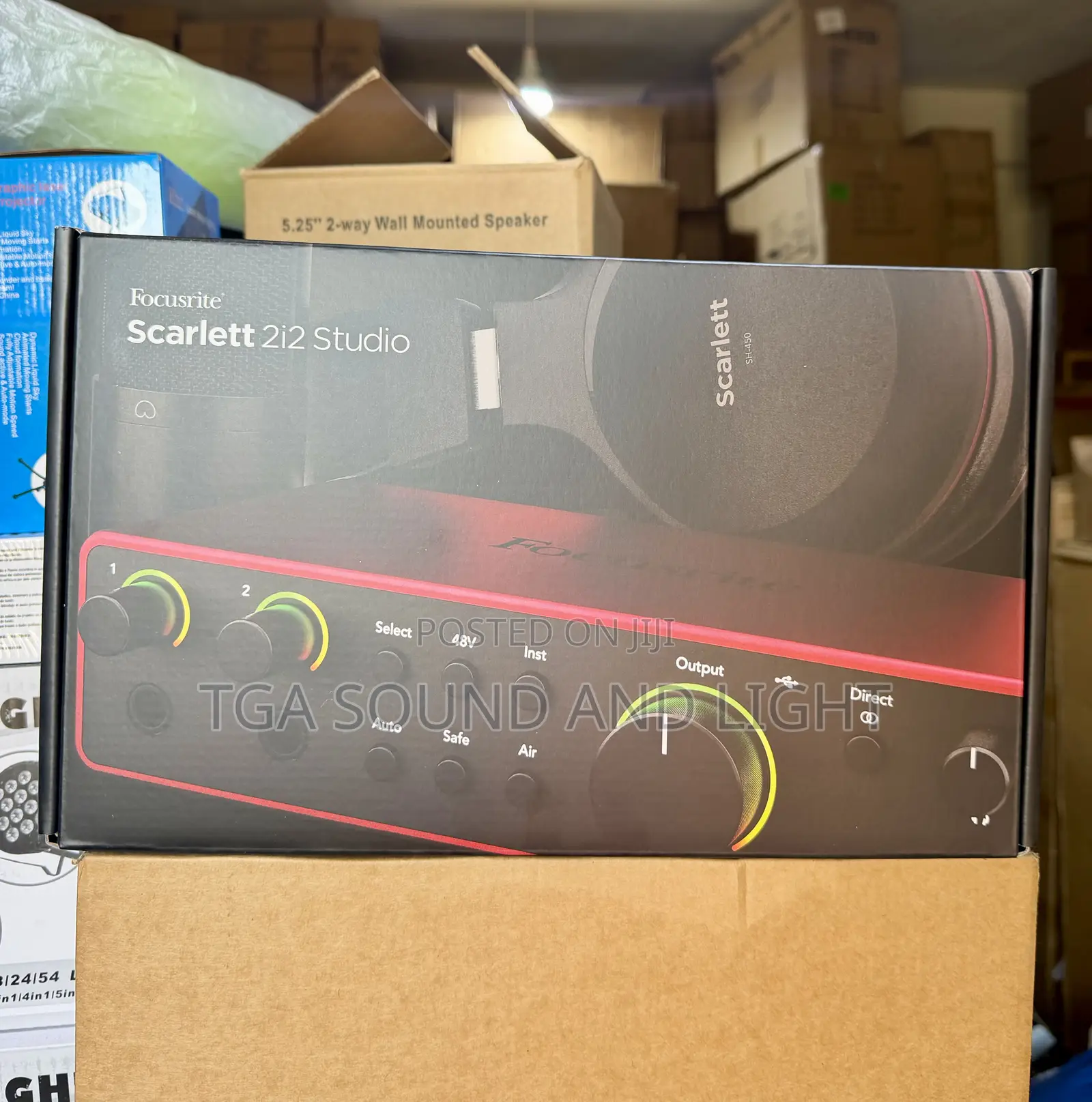 Focusrite Scarlett 2i2 4th Generation Audio Interface