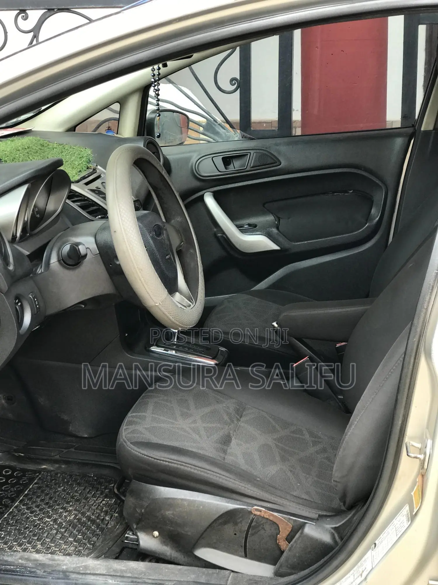 Ford Fiesta S Sedan 2013 Silver