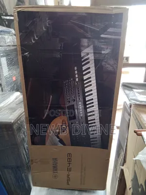 Yamaha Keyboard PSR E483