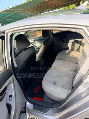 Hyundai Elantra 2013 Silver