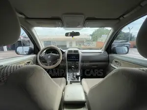 Suzuki Grand Vitara 2012 Black