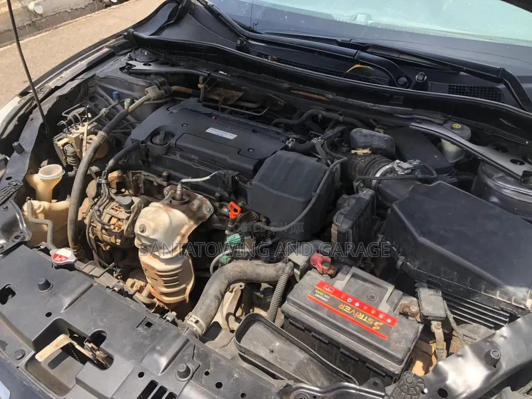 Honda Accord EX-L 4dr Sedan FWD (2.4L 4cyl 2A) 2016 Gray
