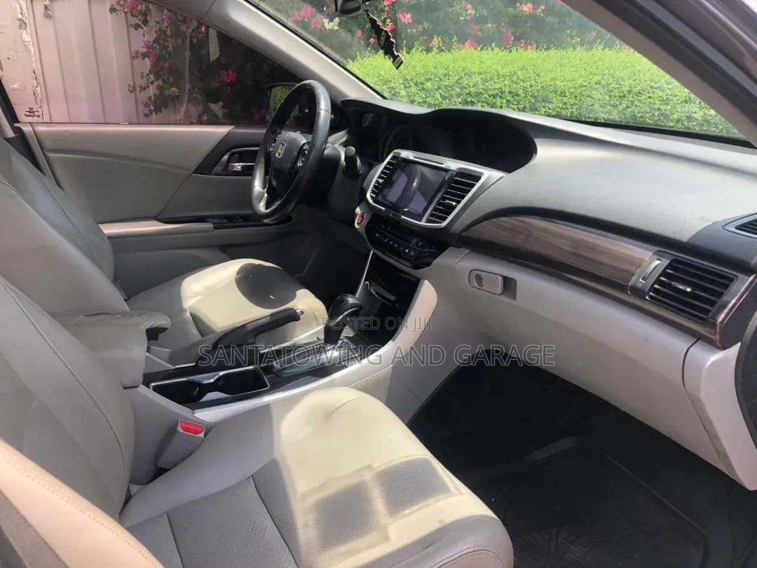 Honda Accord EX-L 4dr Sedan FWD (2.4L 4cyl 2A) 2016 Gray