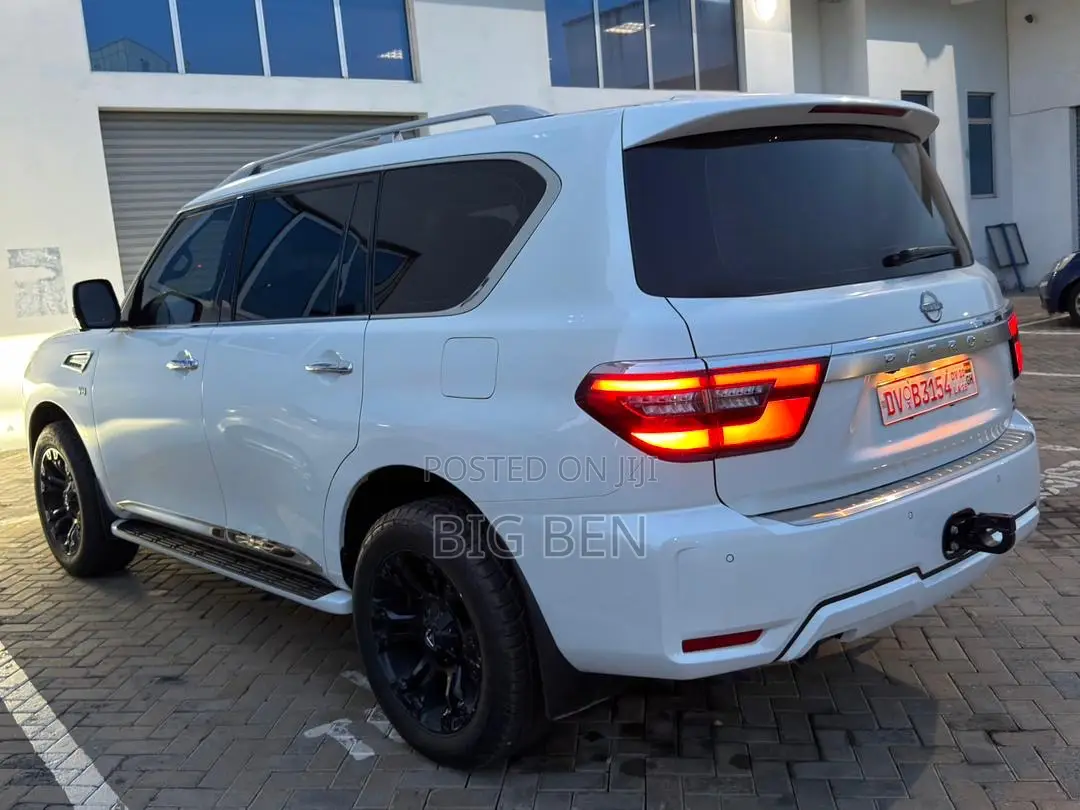 Nissan Patrol 2024 White