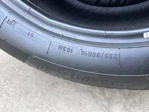 Orange Tyres Tyrrs
