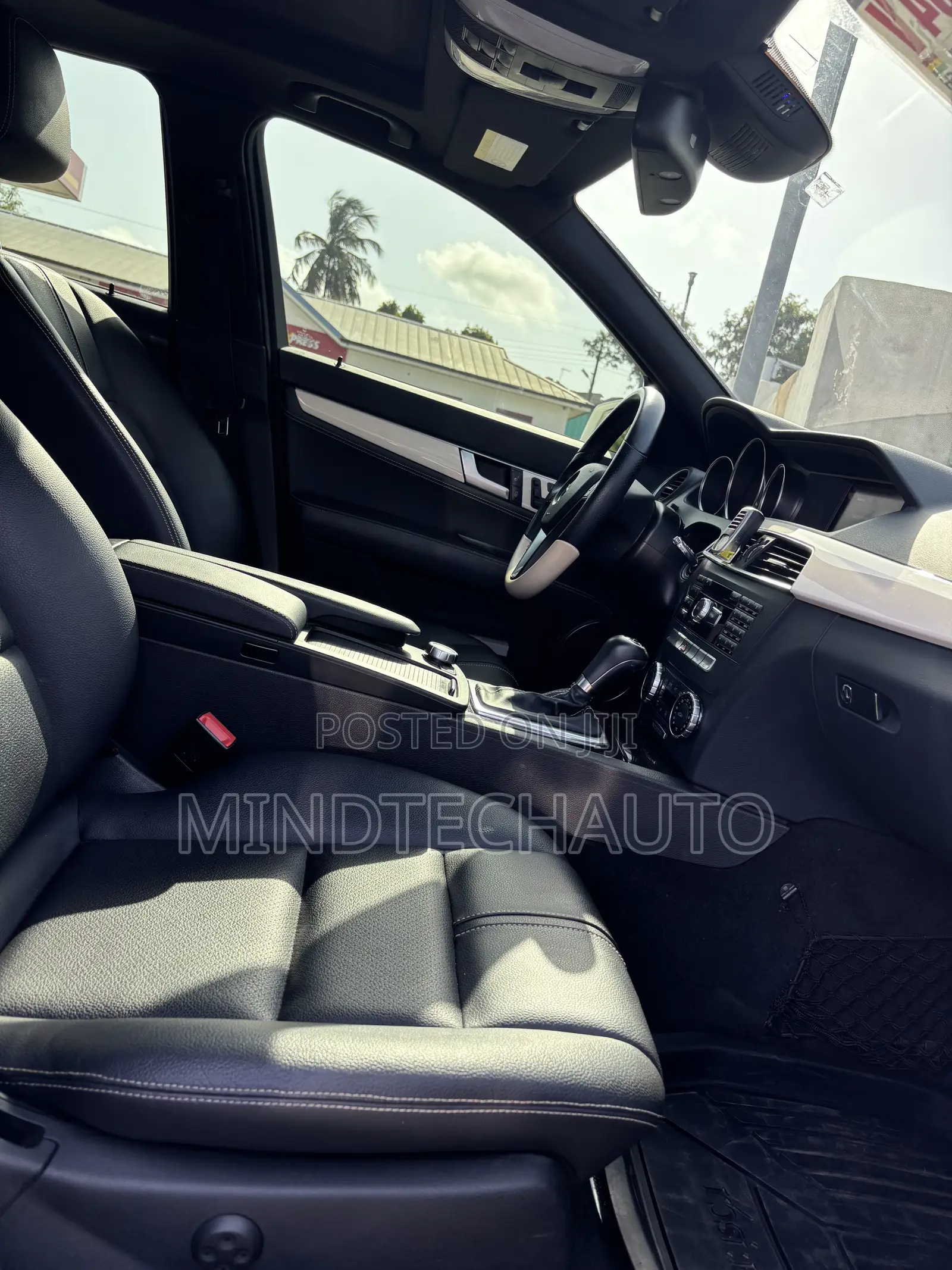 Mercedes-Benz C250 2014 White