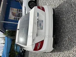 Mercedes-Benz C250 2014 White