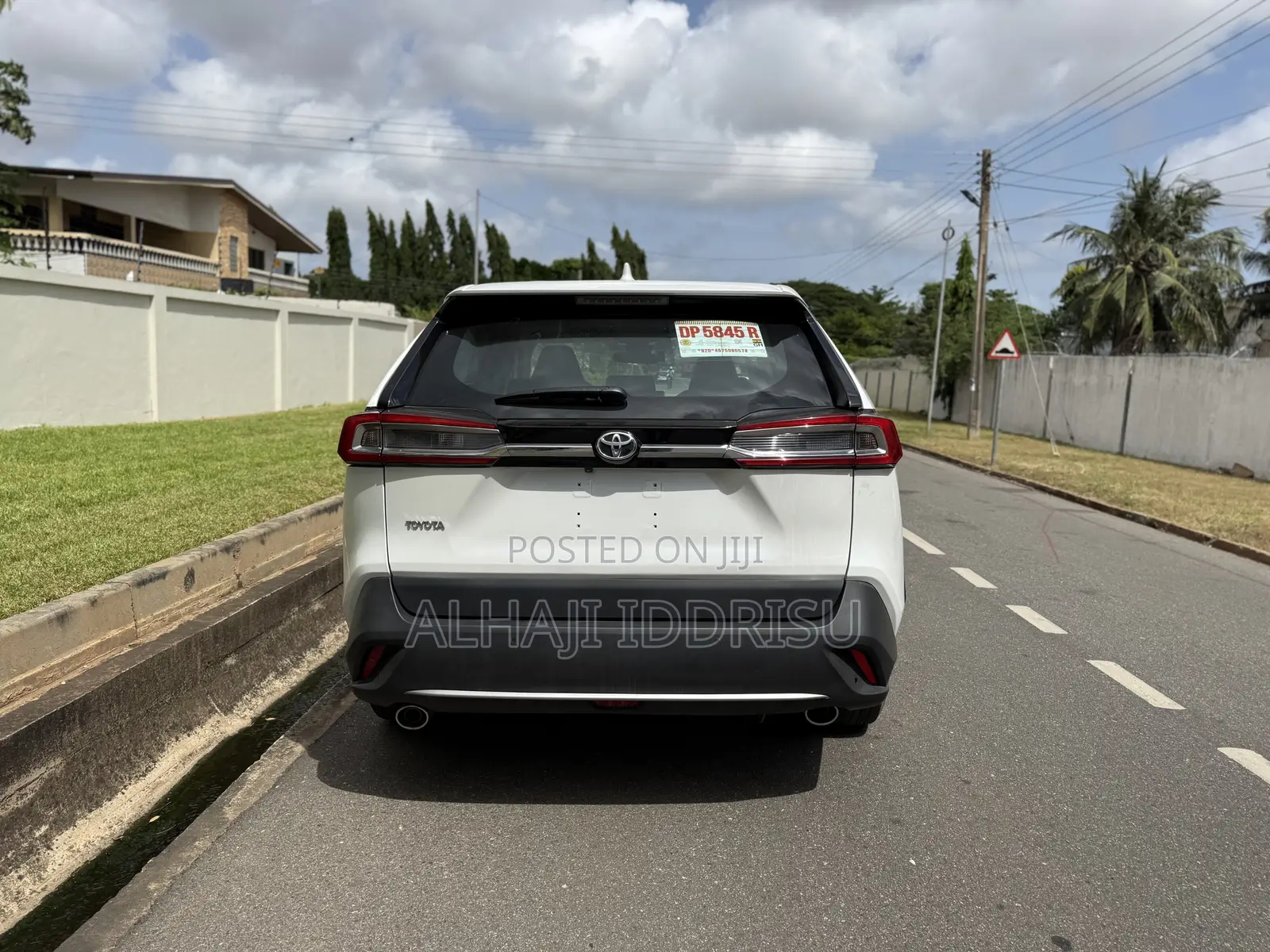 Toyota RAV4 Limited 2022 White