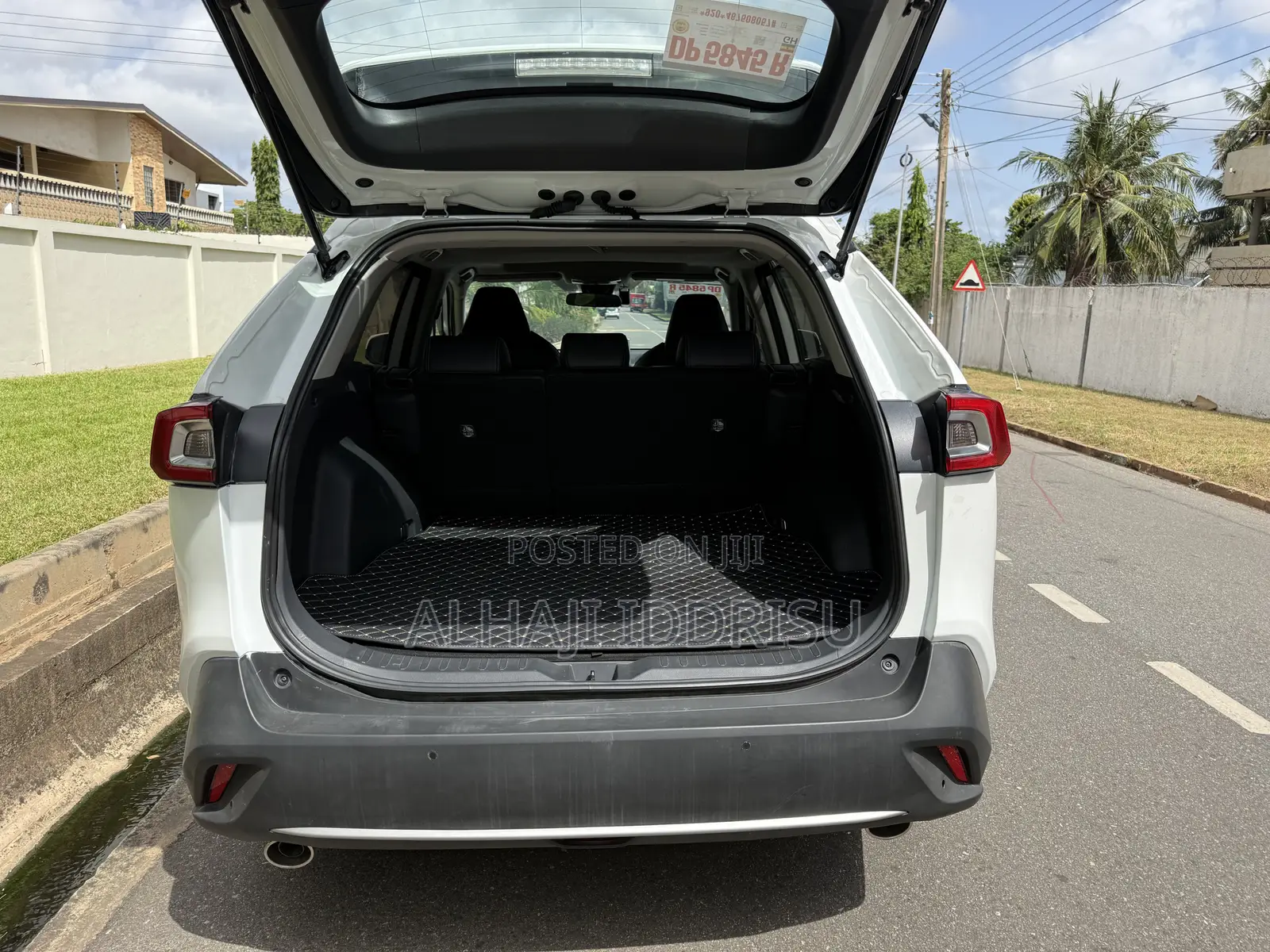 Toyota RAV4 Limited 2022 White