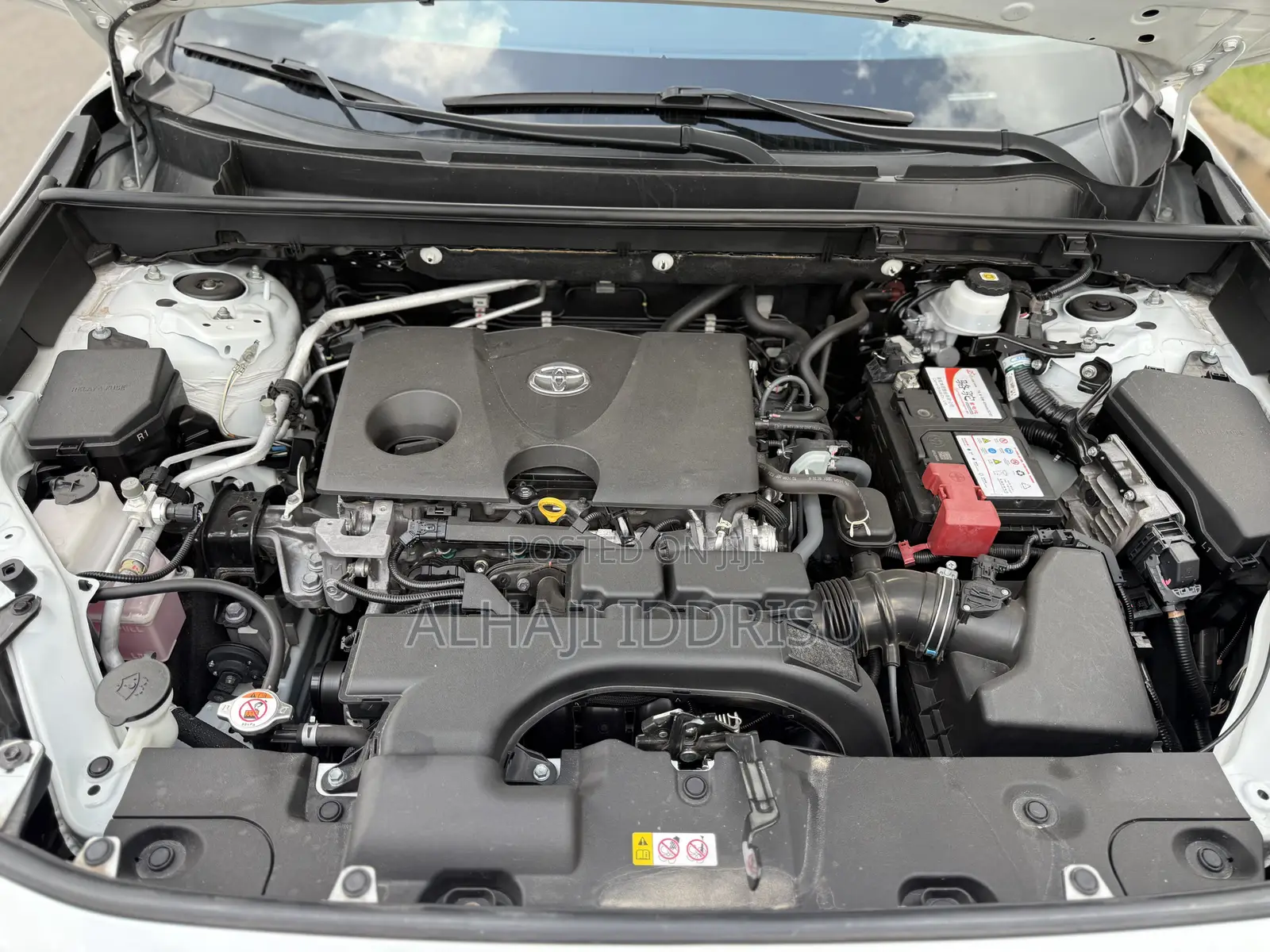 Toyota RAV4 Limited 2022 White