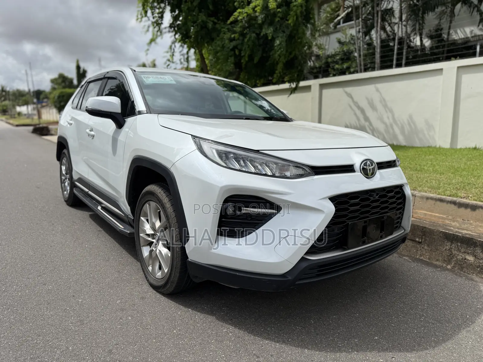 Toyota RAV4 Limited 2022 White