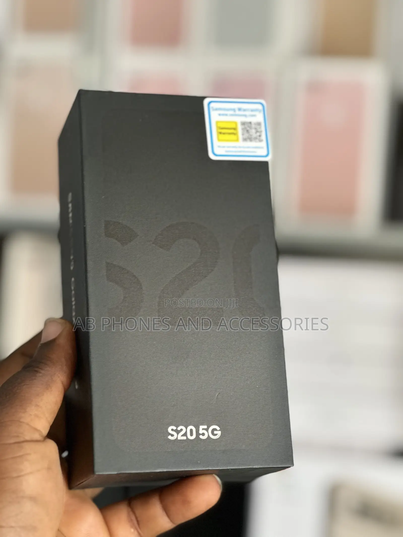 New Samsung Galaxy S20 128 GB Black