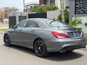 Mercedes-Benz CLA-Class 2016 Silver