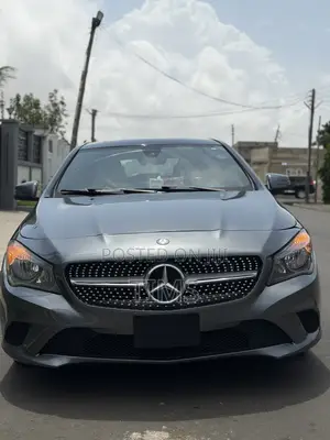 Mercedes-Benz CLA-Class 2016 Silver