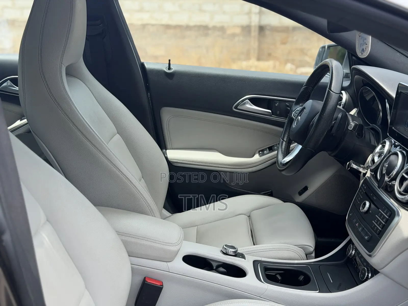Mercedes-Benz CLA-Class 2016 Silver