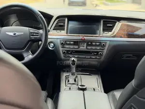 Hyundai Genesis 2015 Black