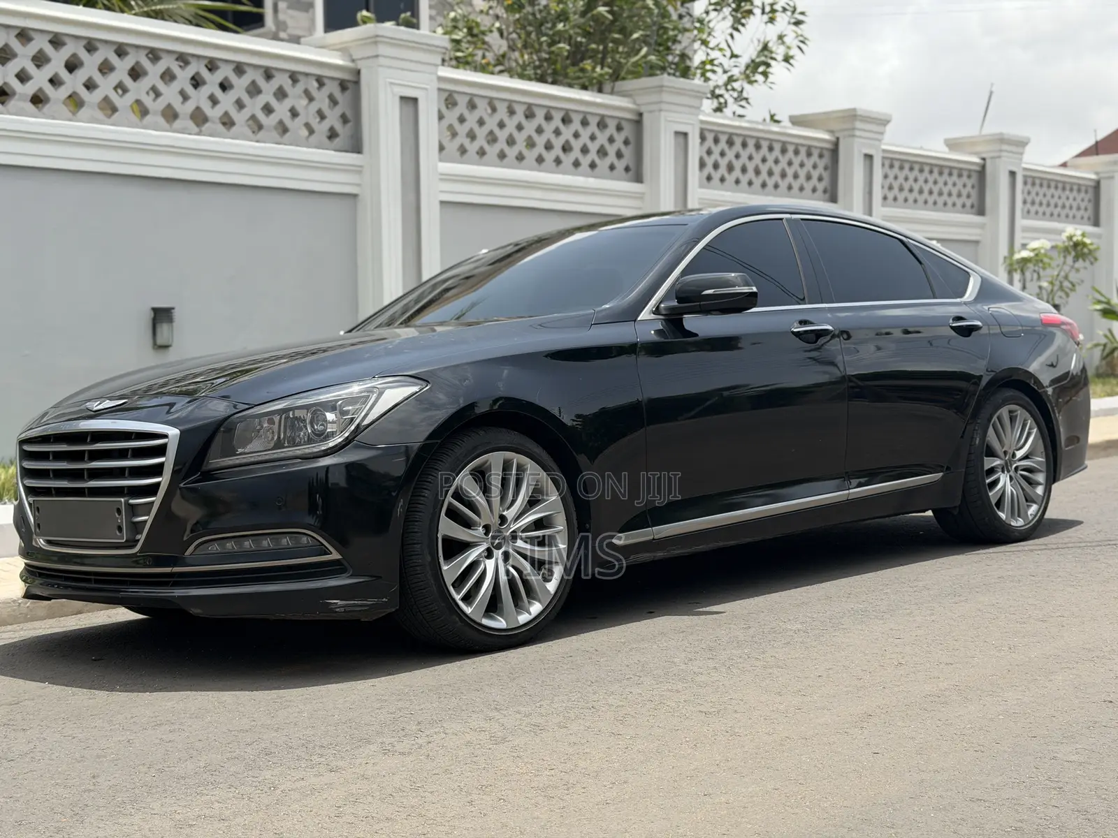 Hyundai Genesis 2015 Black