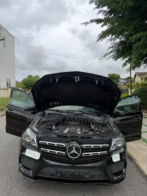 Mercedes-Benz GLS-Class GLS550 4Matic 2017 Black