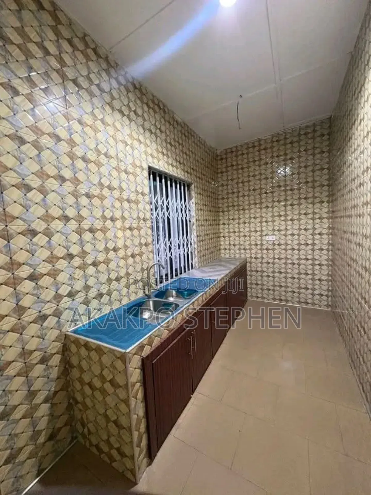 Hands Are Bless Tiling