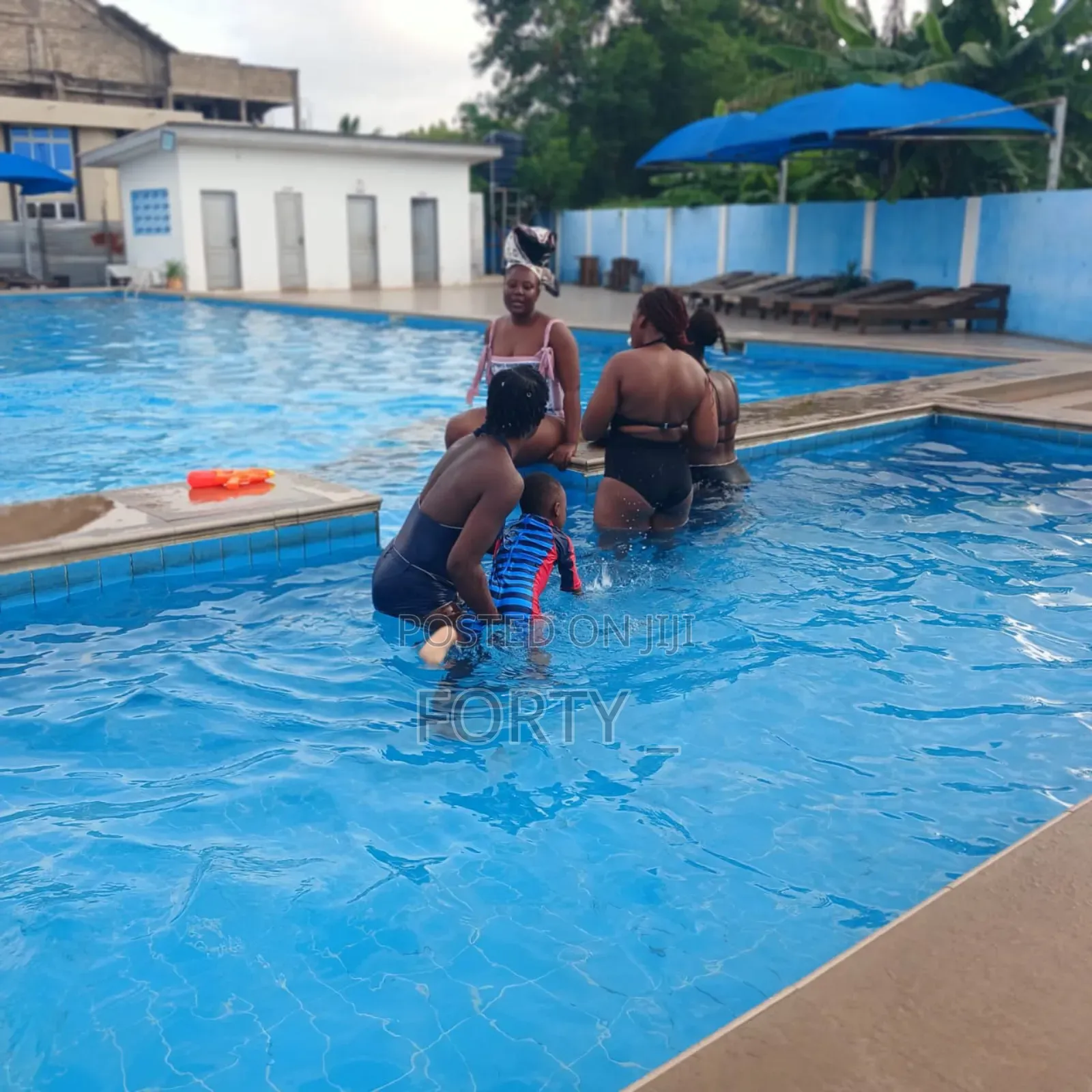 Weekend Swimming Lessons