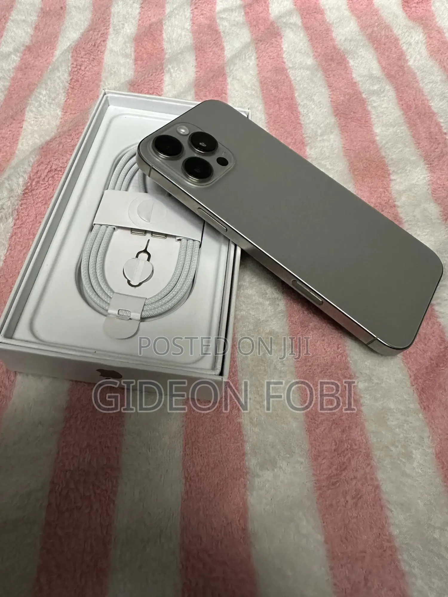 Apple iPhone 15 Pro Max 256 GB