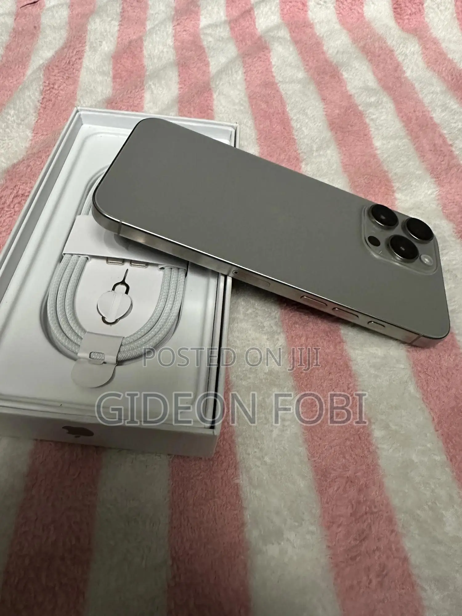 Apple iPhone 15 Pro Max 256 GB