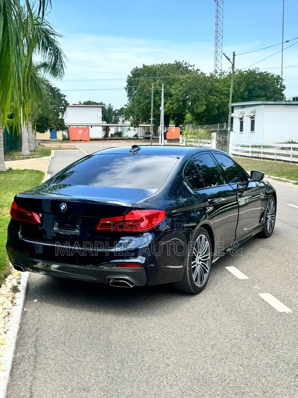 BMW 530i 2020 Black