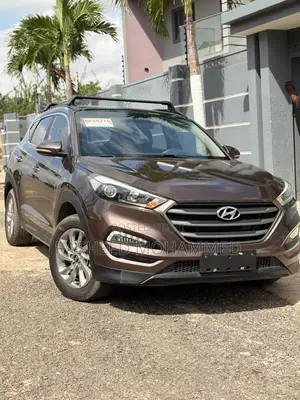 Hyundai Tucson Limited AWD 2017 Brown