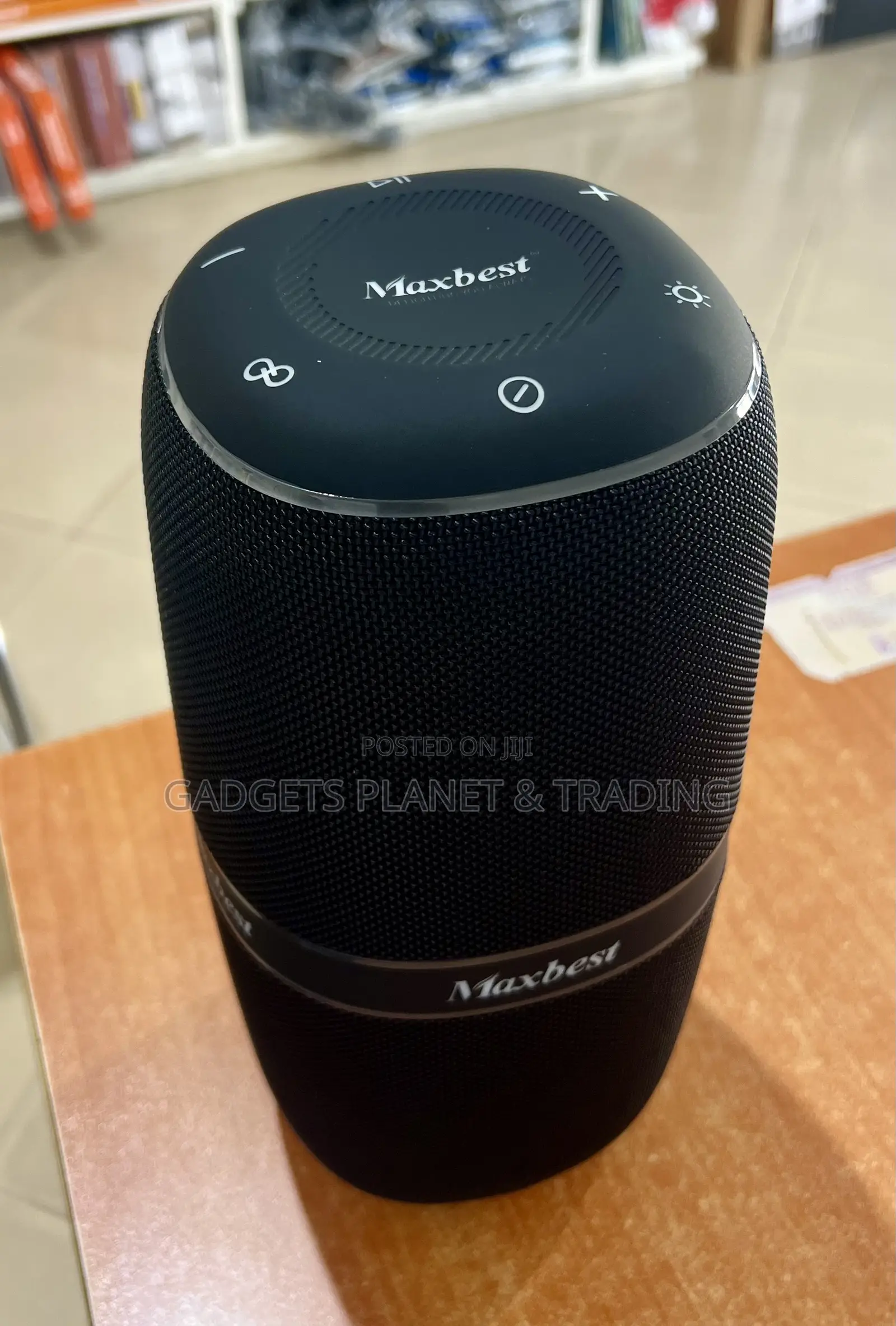 Maxbest M17 Pro RGB Sleek Waterproof Bluetooth Speaker - Black