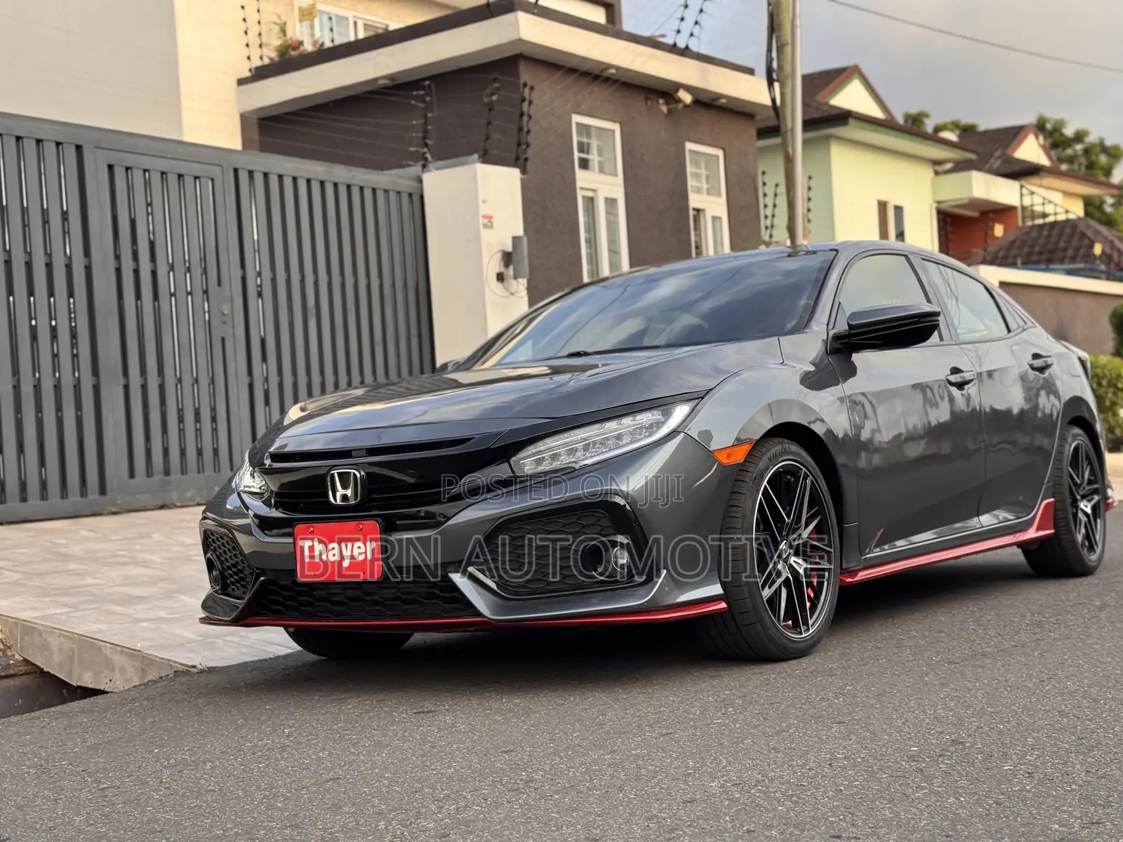 Honda Civic Sport Touring 4dr Hatchback (1.5L 4cyl) 2017 Gray