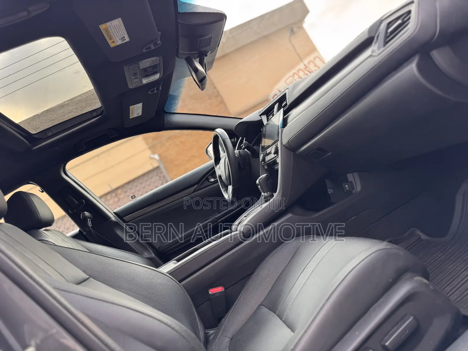 Honda Civic Sport Touring 4dr Hatchback (1.5L 4cyl) 2017 Gray
