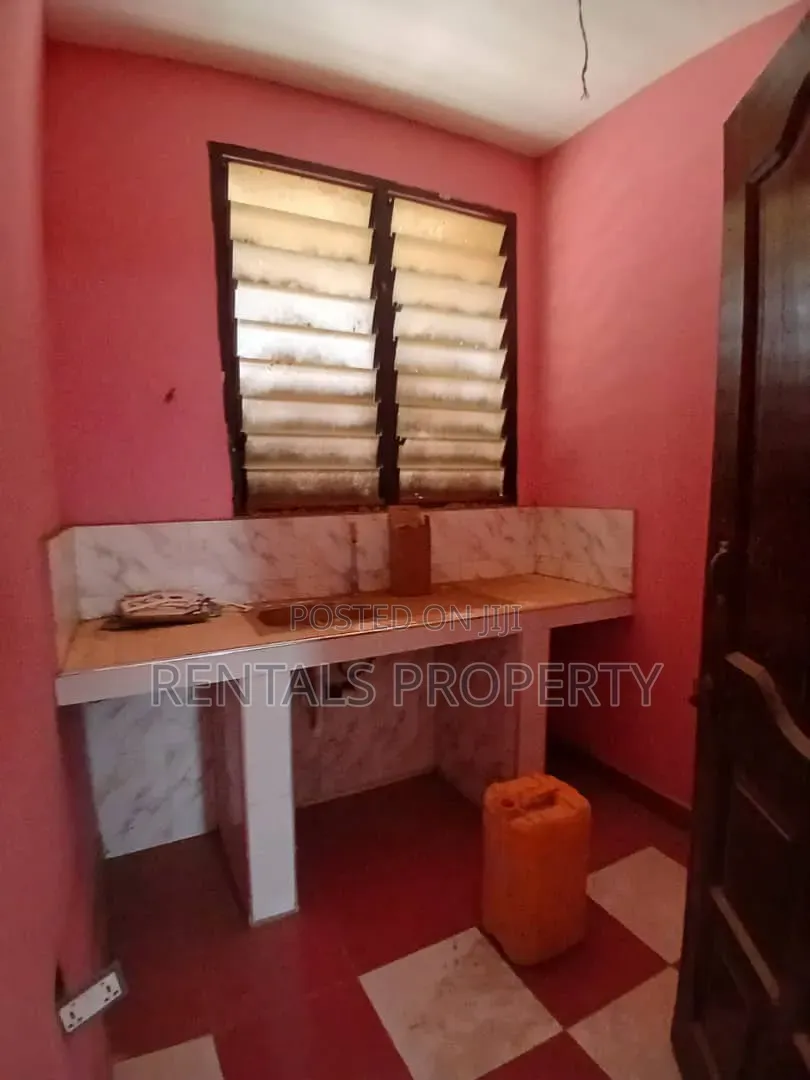 1bdrm Apartment in Oyarifa Teimen, Pentecost for rent