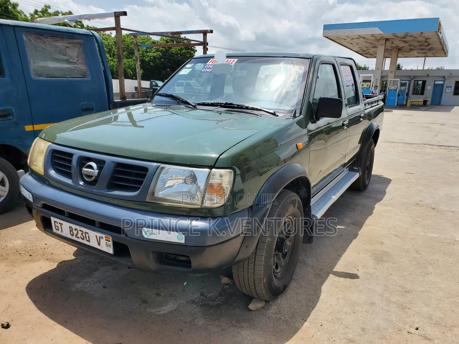 Nissan Hardbody 2002 Green