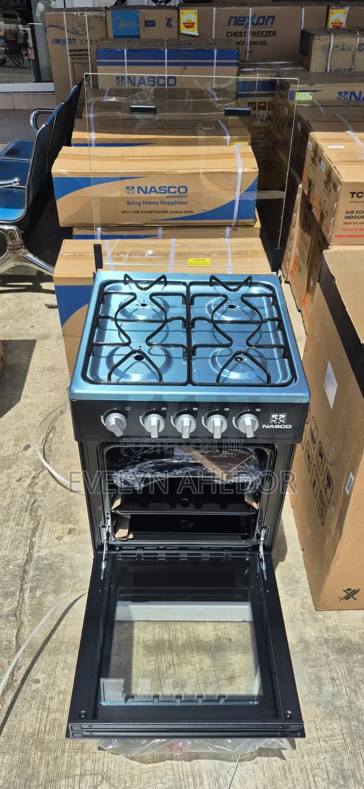 Nasco Gas Cooker 50by50 Black Colour Available
