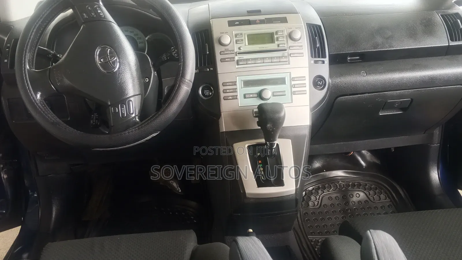 Toyota Corolla L 4-Speed Automatic 2013 Blue