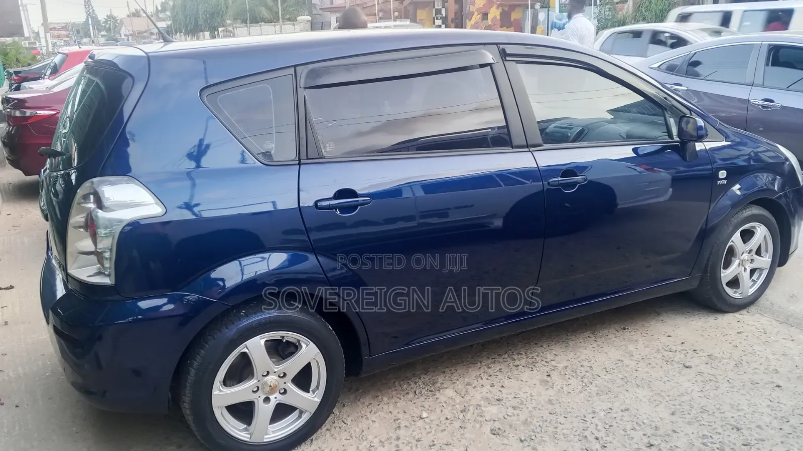 Toyota Corolla L 4-Speed Automatic 2013 Blue