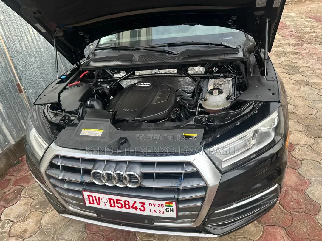 Audi Q5 45 Premium AWD quattro 2020 Black