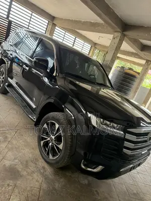Toyota Land Cruiser 2016 Black