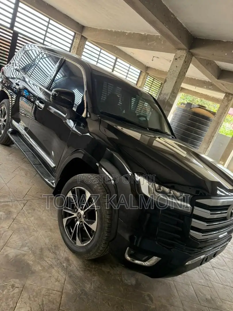 Toyota Land Cruiser 2016 Black
