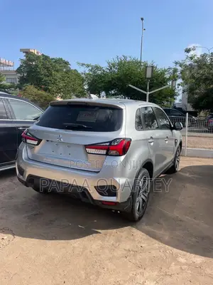 Mitsubishi Outlander Sport 2022 Silver