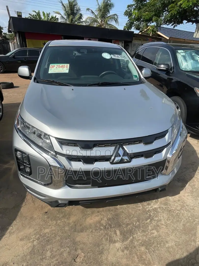 Mitsubishi Outlander Sport 2022 Silver