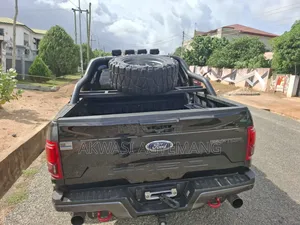 Ford F-150 2018 Black